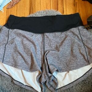 Size 4 lululemon shorts